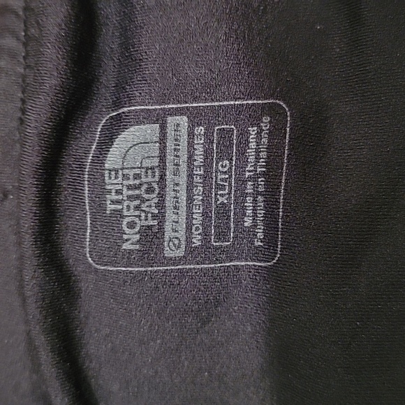 The North Face Womens Lined Shorts - Picture 4 of 10